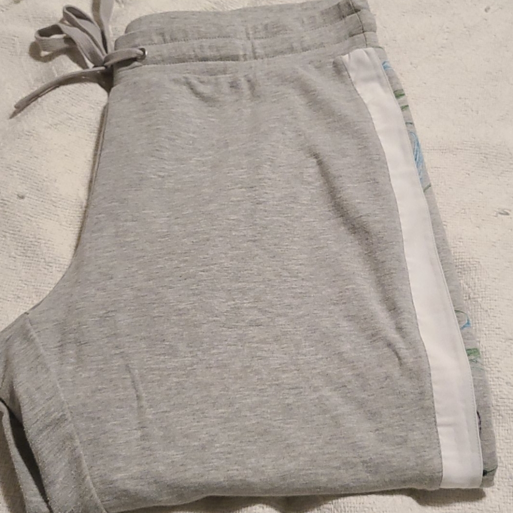 New York and co grey joggers with flower detail